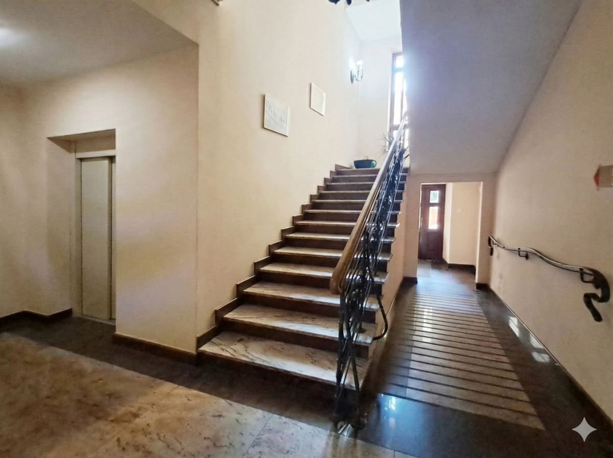 Komercyjny na sprzedaż