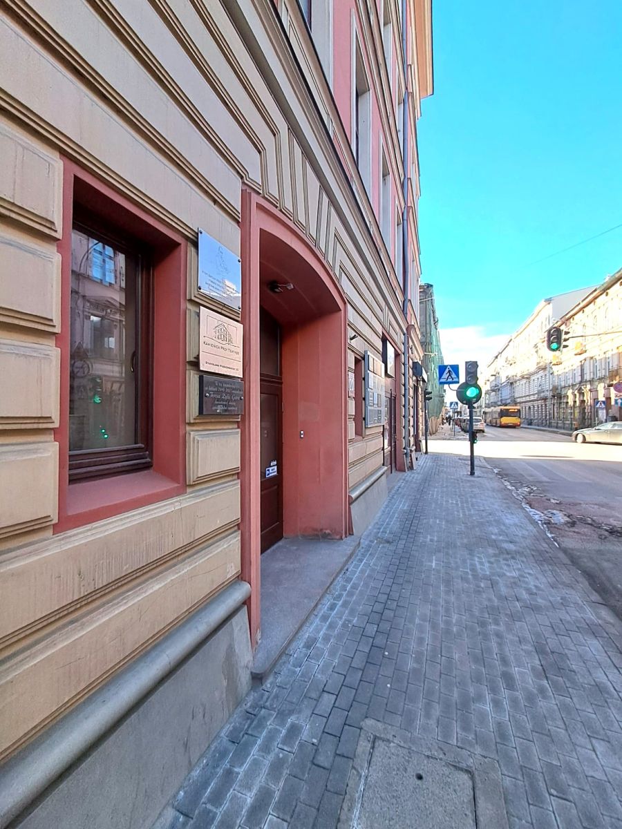 Komercyjny na sprzedaż