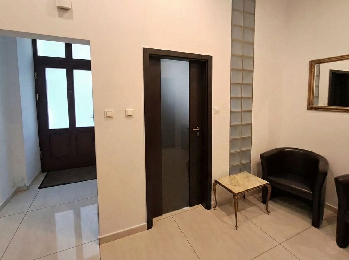 Komercyjny na sprzedaż