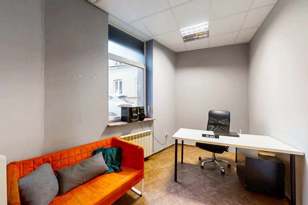 Komercyjny na sprzedaż