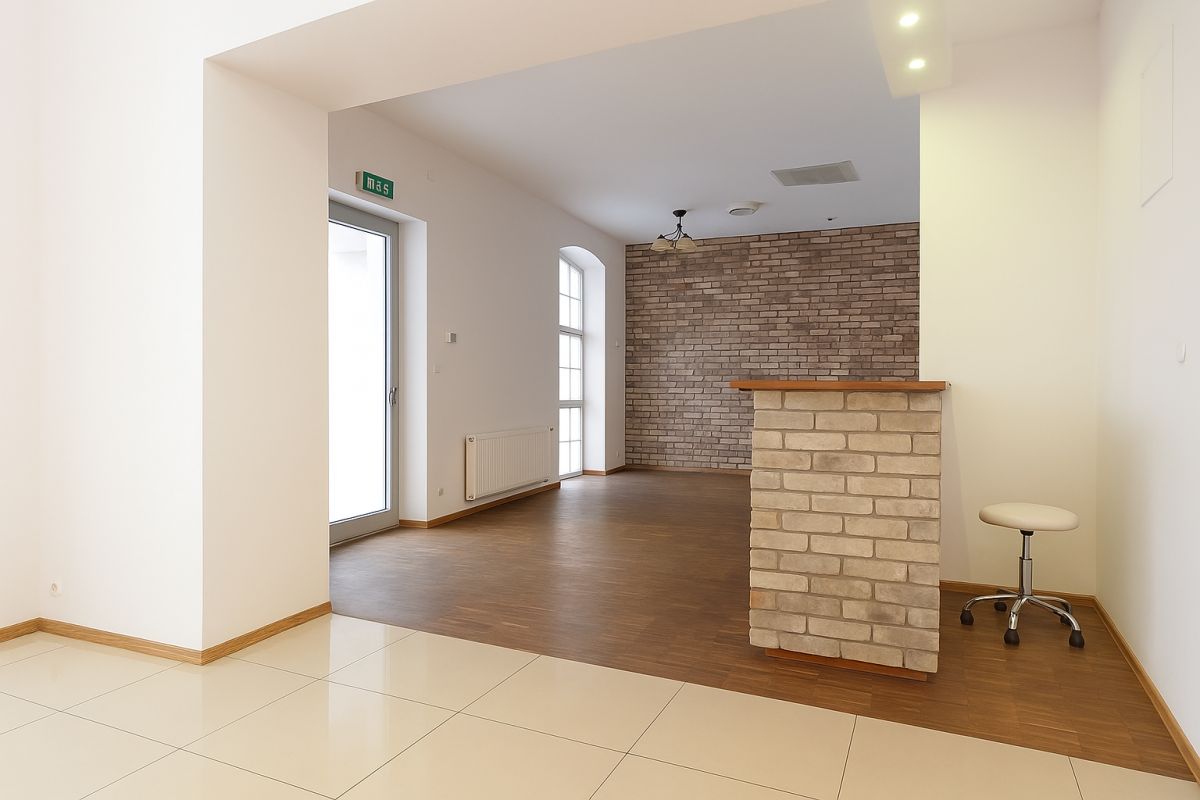 Komercyjny na wynajem