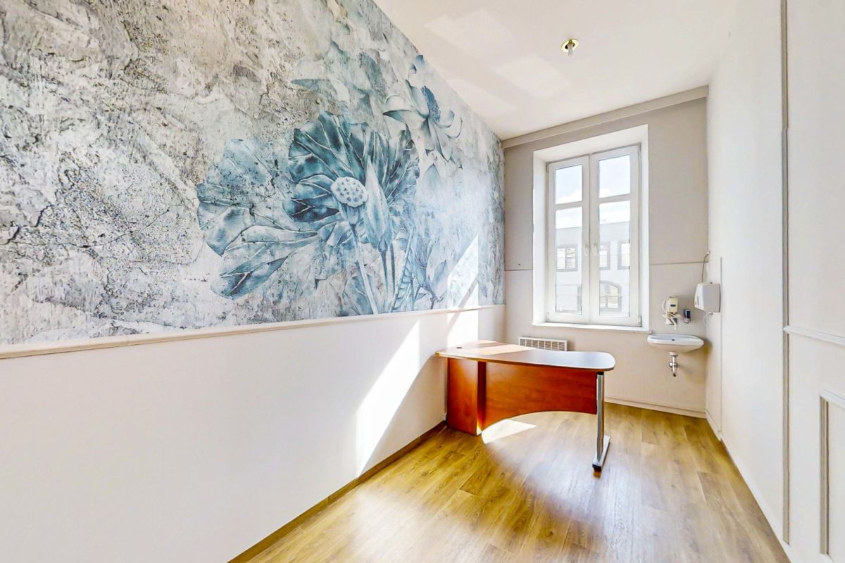 Komercyjny na sprzedaż