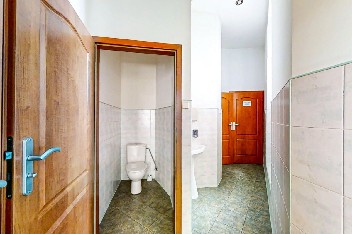 Komercyjny na sprzedaż