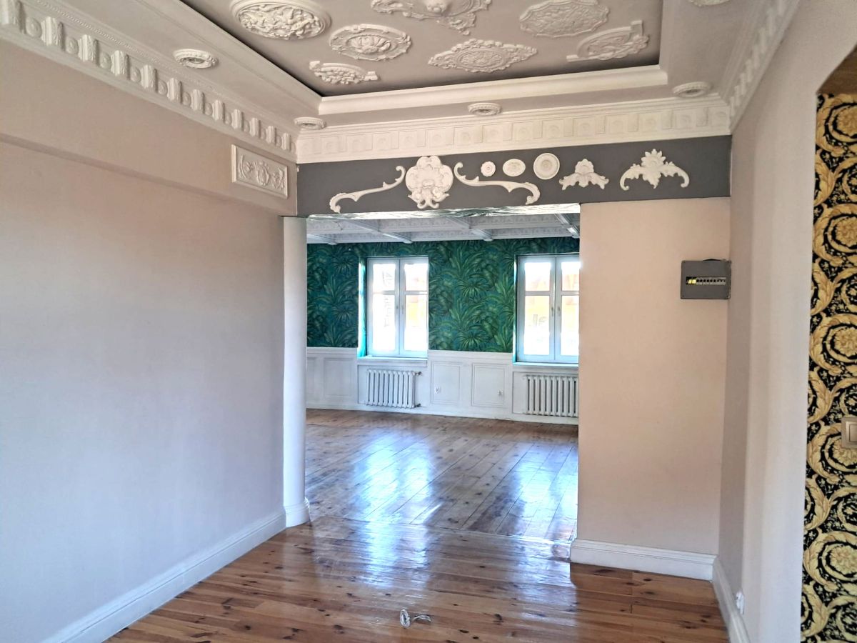 Komercyjny na wynajem