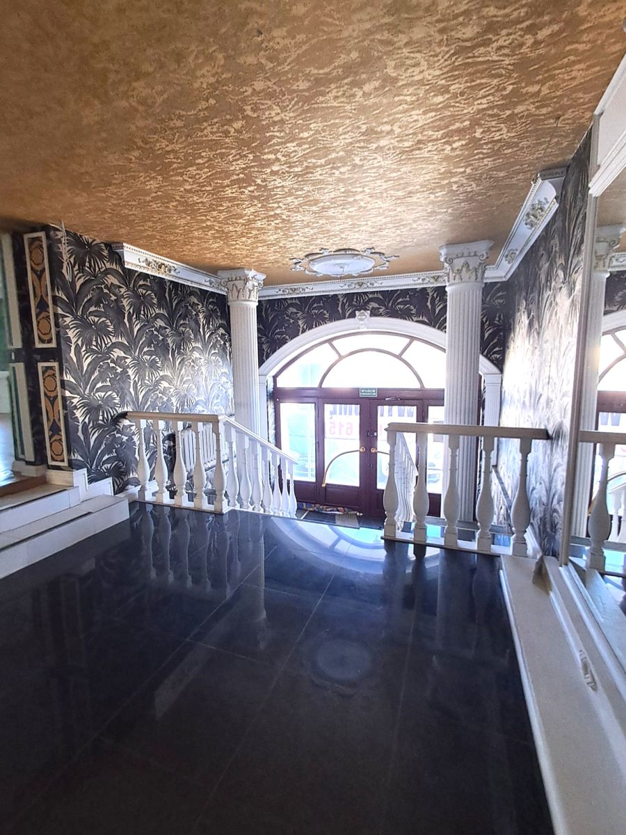 Komercyjny na wynajem