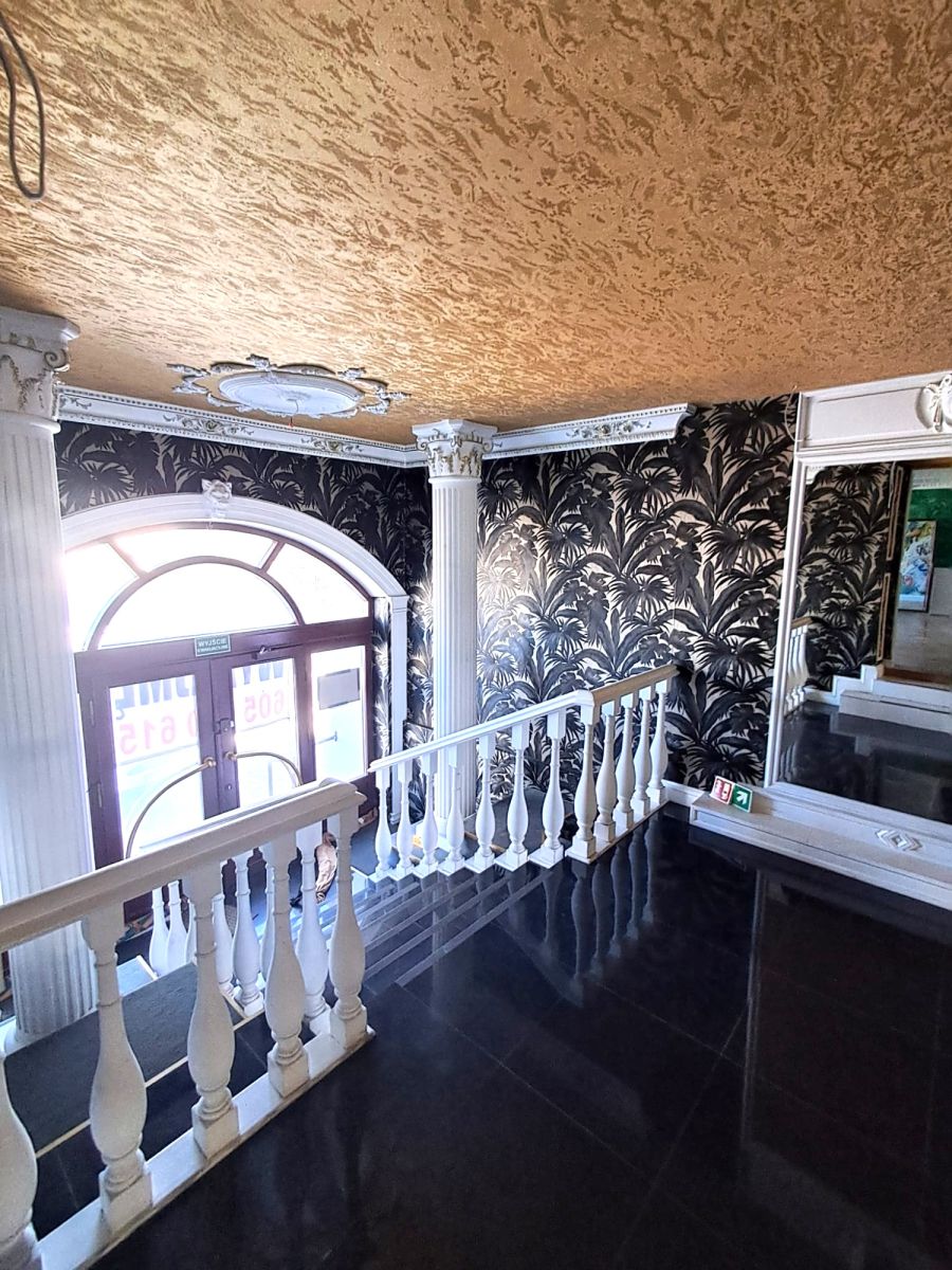 Komercyjny na wynajem