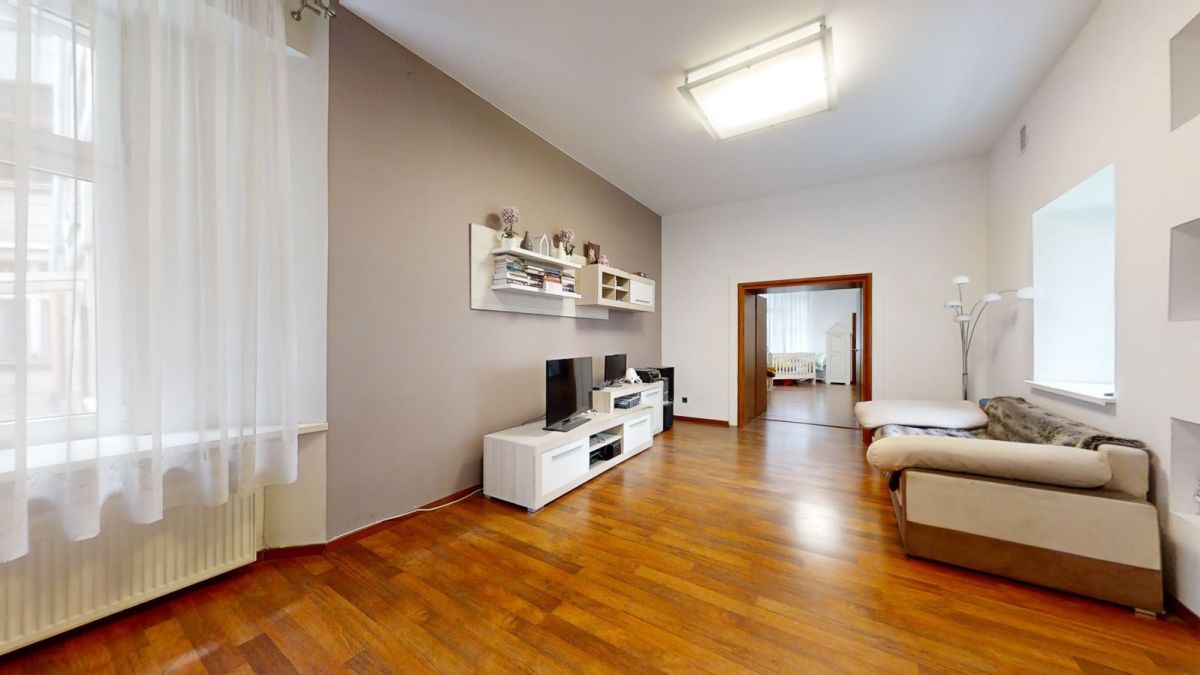 Komercyjny na sprzedaż