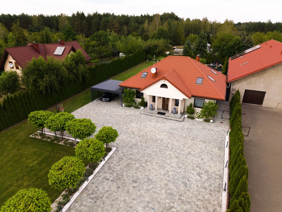 Dom na sprzedaż