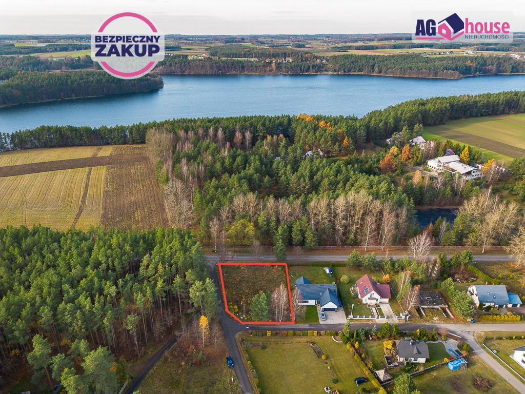 Działka na sprzedaż