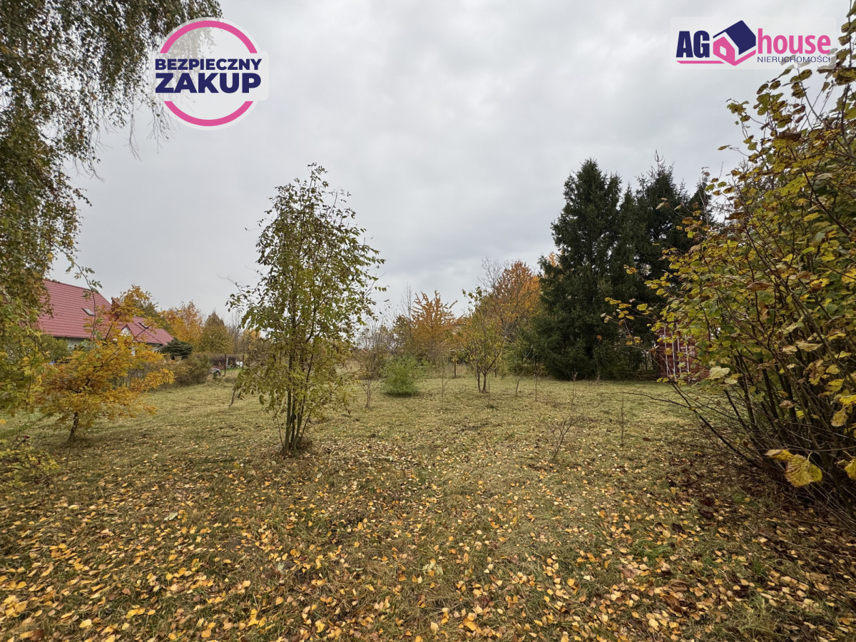 Działka na sprzedaż