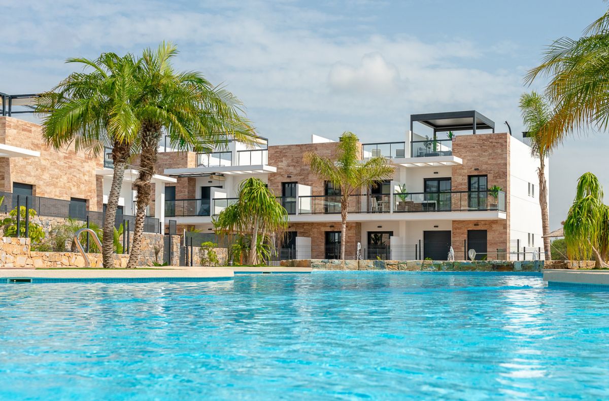 GOTOWIEC INWESTYCYJNY Nowy apartament w Mil Palmeras z basenem w kompleksie, Pilar de la Horadada,