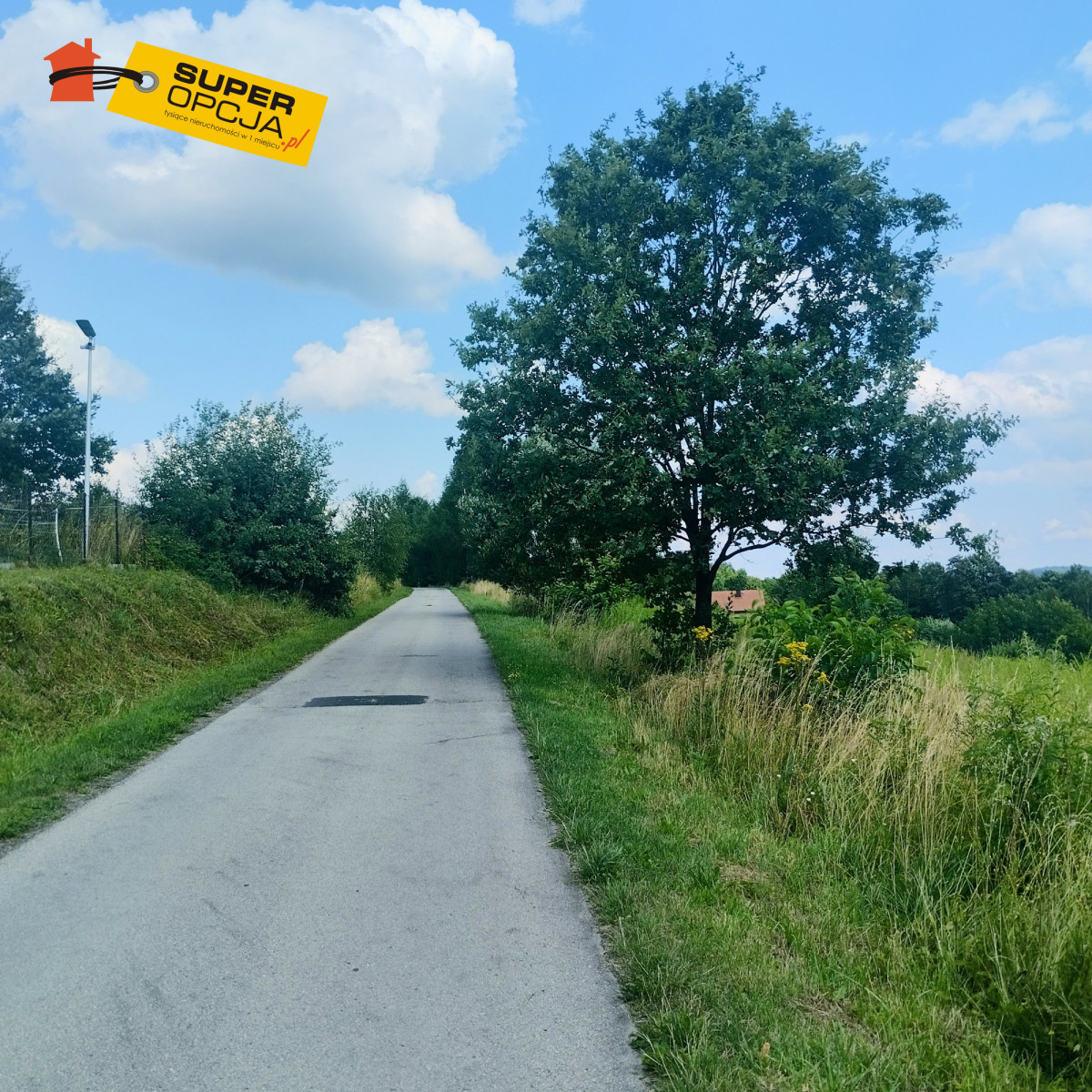 Działka na sprzedaż