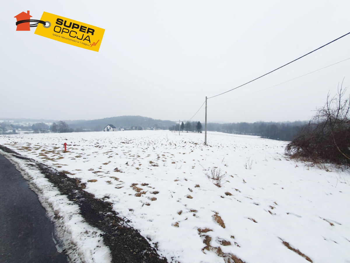 Działka na sprzedaż