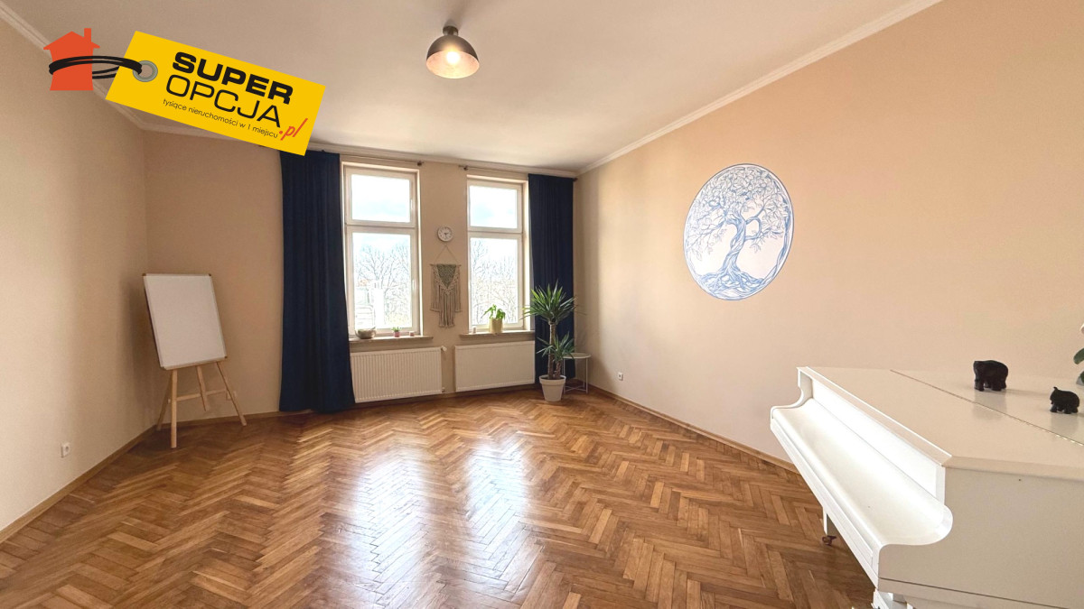 Komercyjny na wynajem