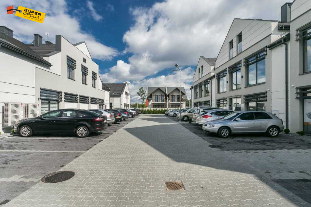 Komercyjny na wynajem