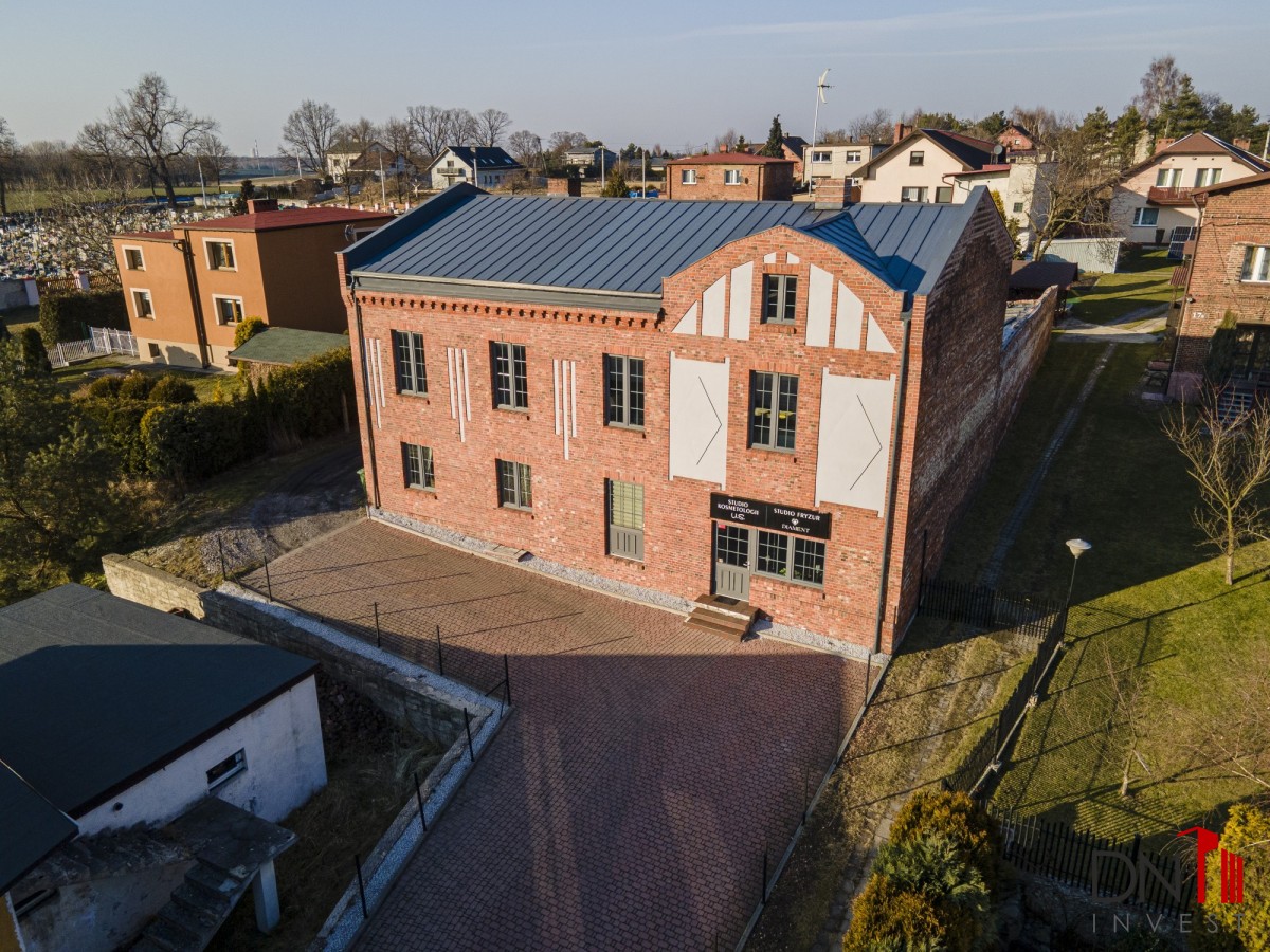 Komercyjny na sprzedaż