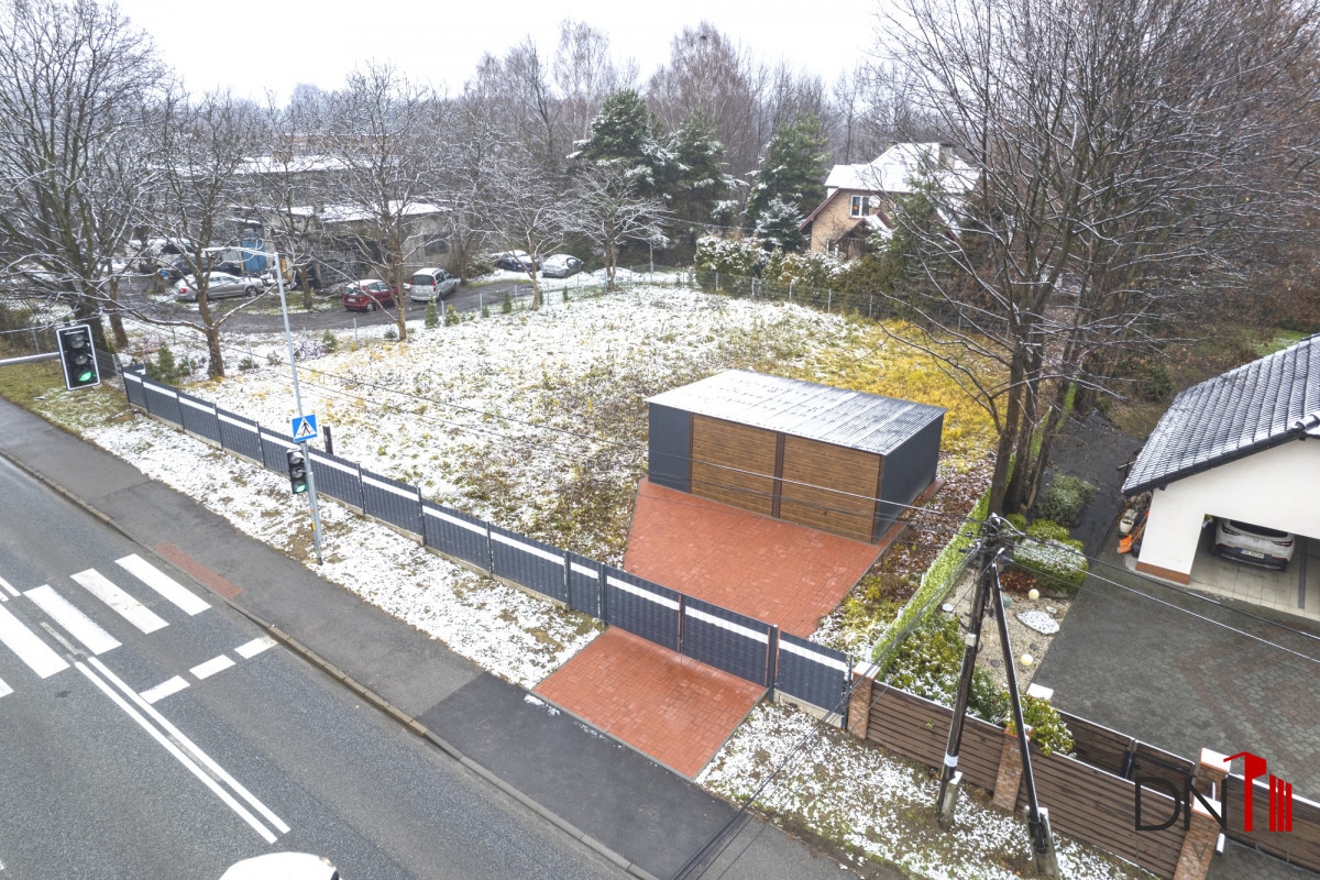 Działka na sprzedaż