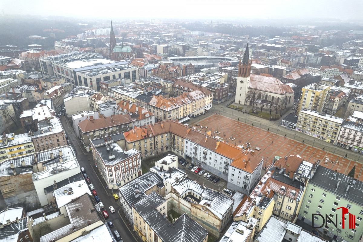 Komercyjny na wynajem