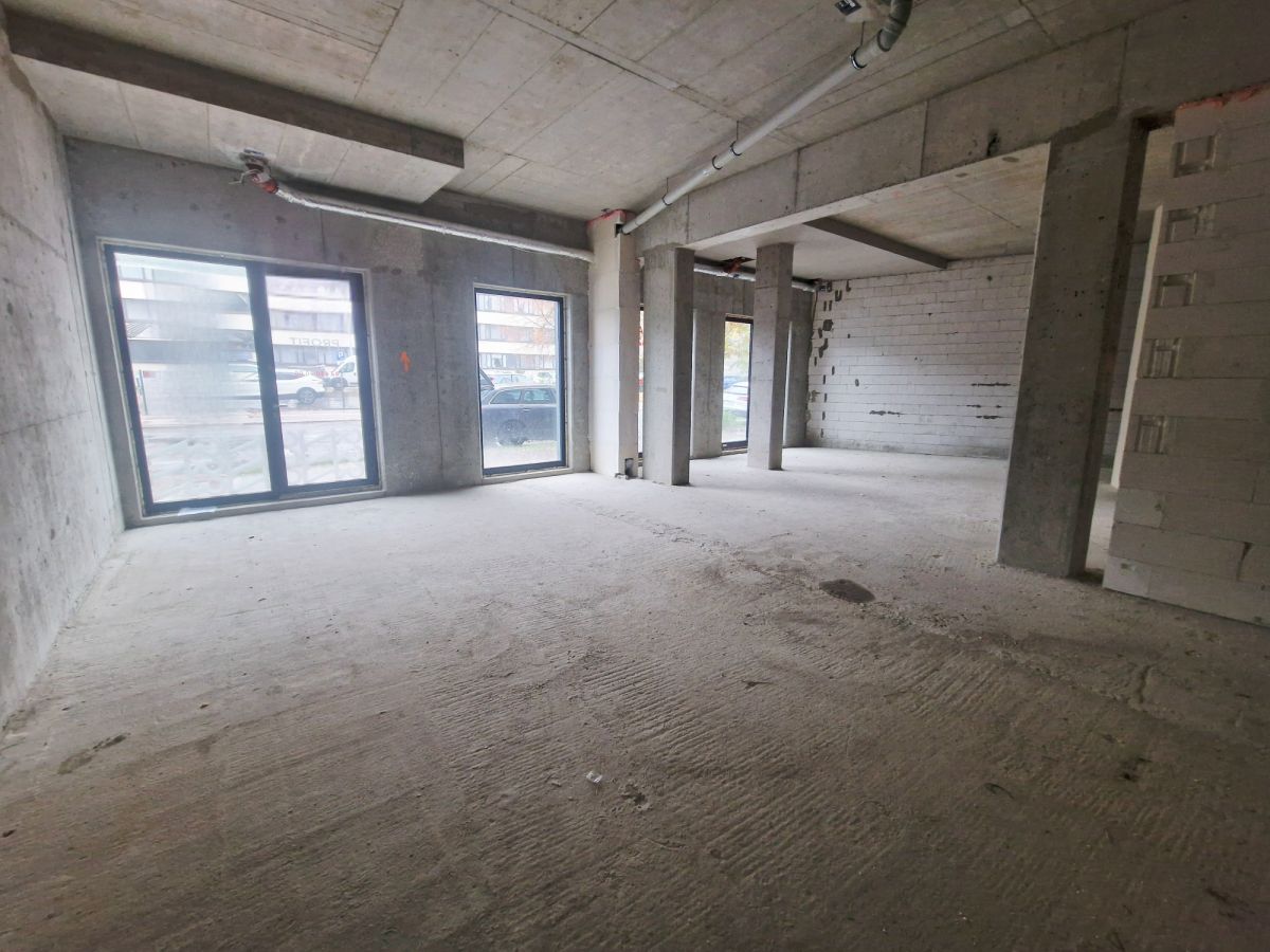 Komercyjny na sprzedaż