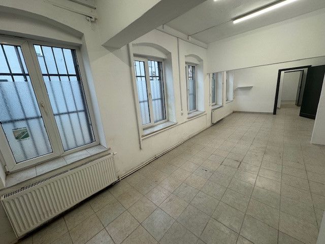 Komercyjny na wynajem