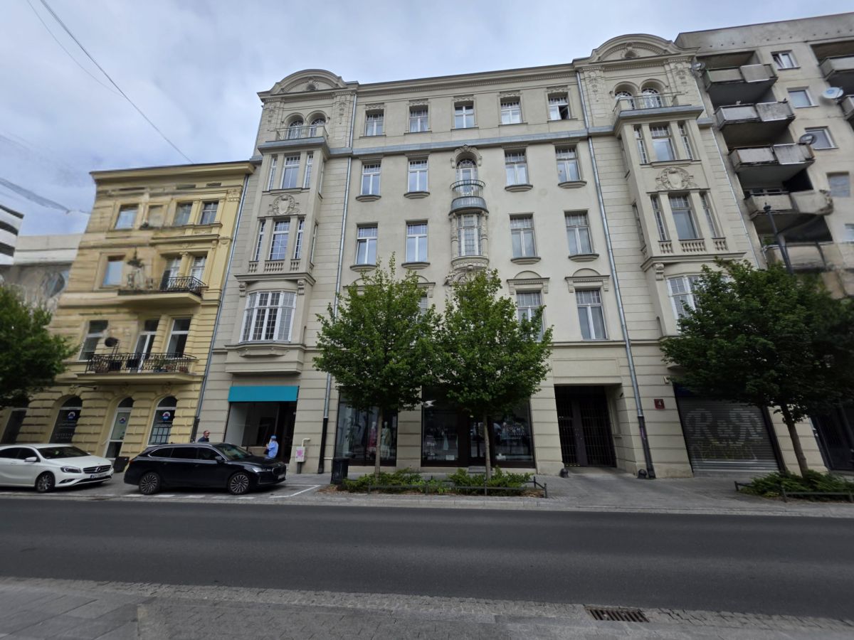 Komercyjny na wynajem