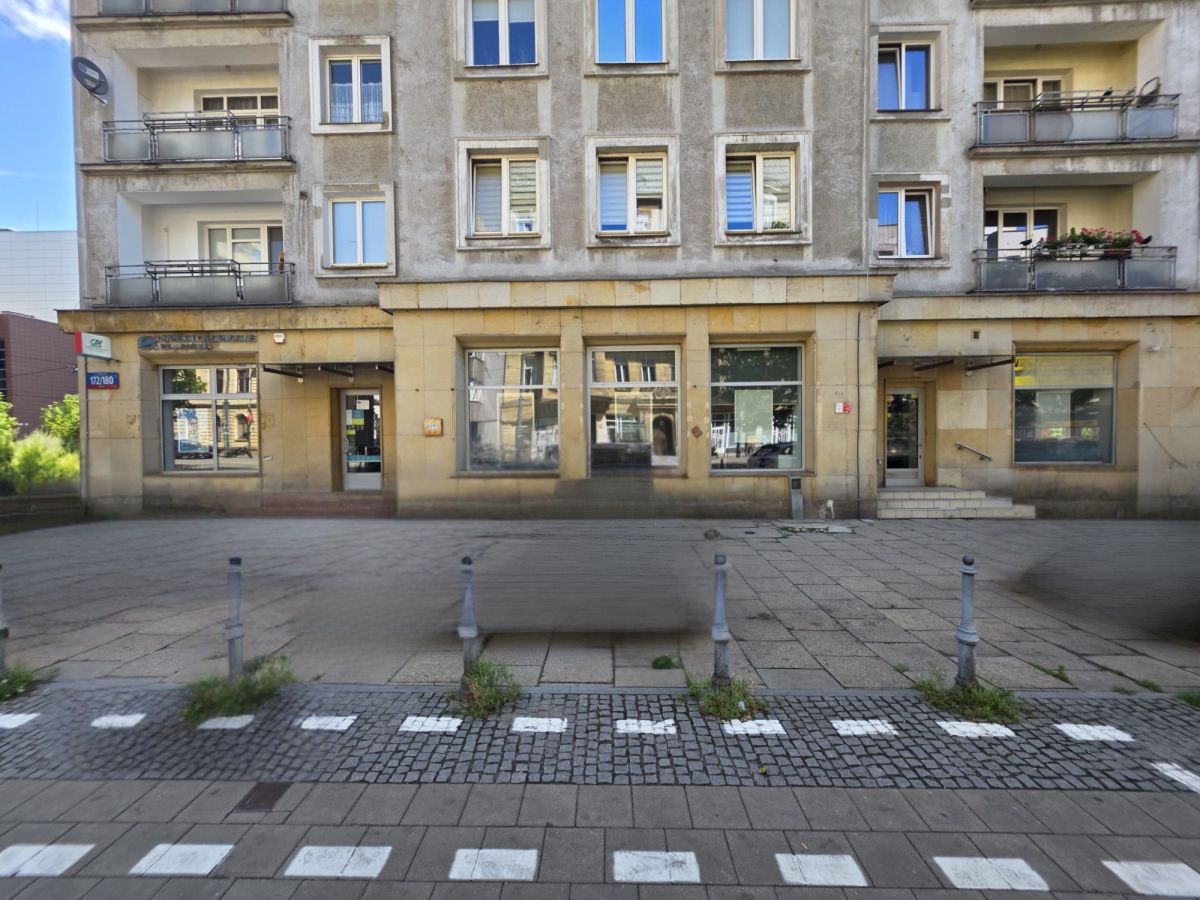 Komercyjny na wynajem