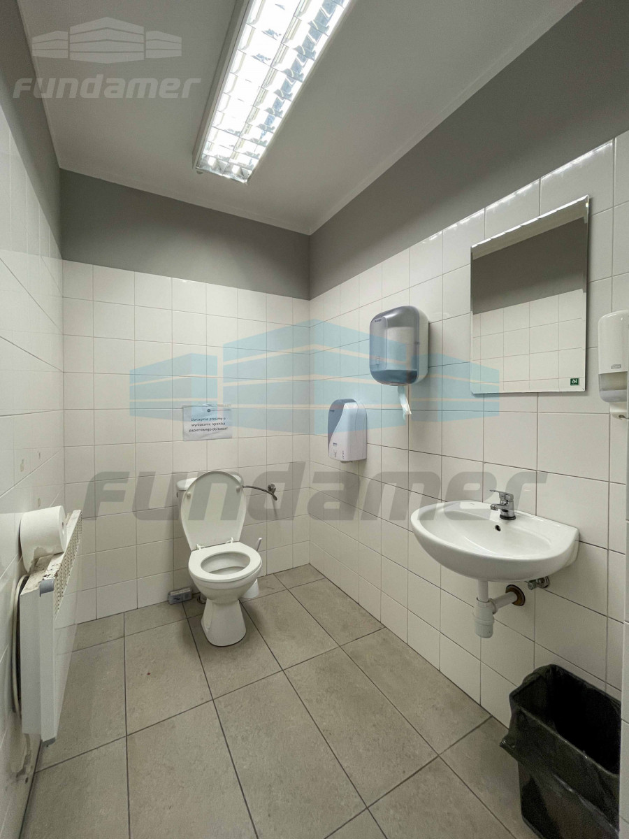 Komercyjny na wynajem