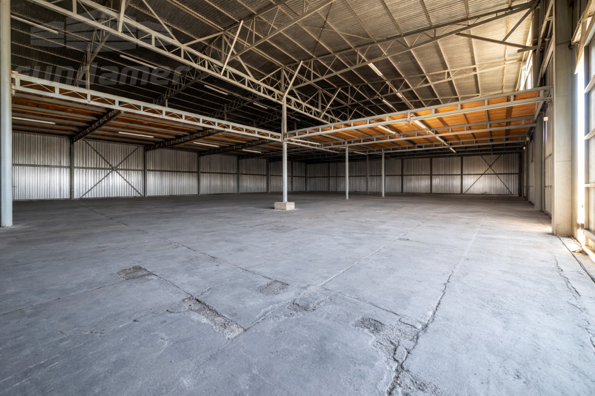 Komercyjny na wynajem