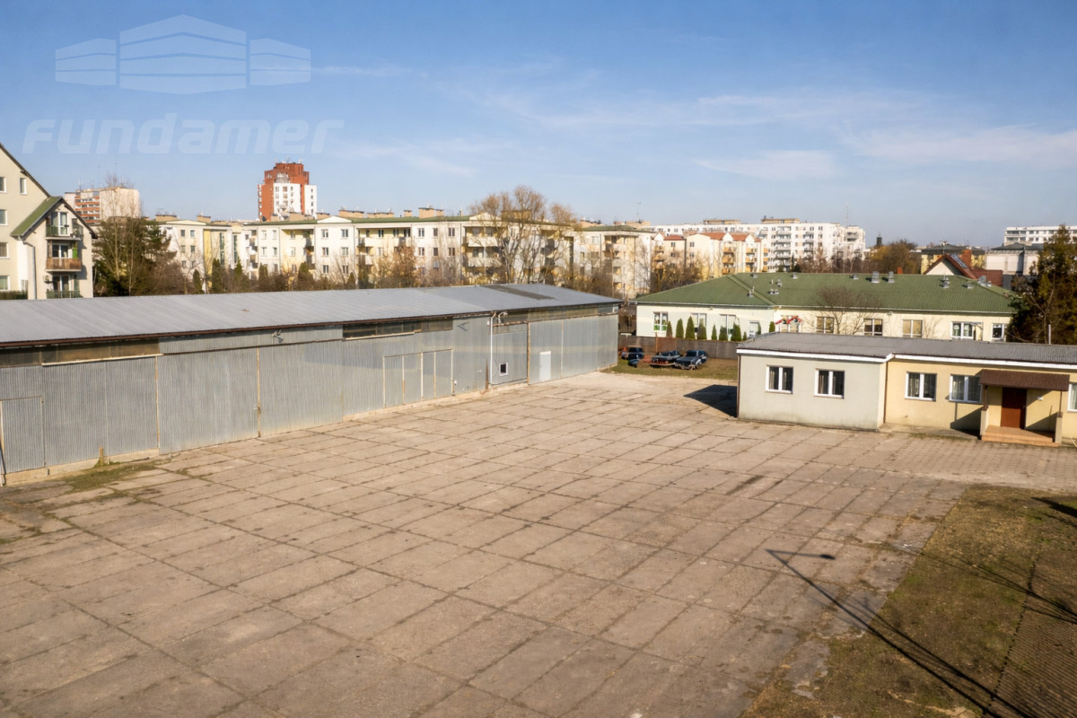 Komercyjny na wynajem