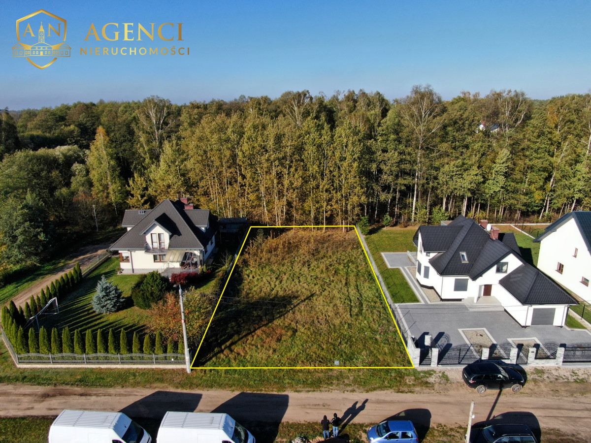 Działka na sprzedaż