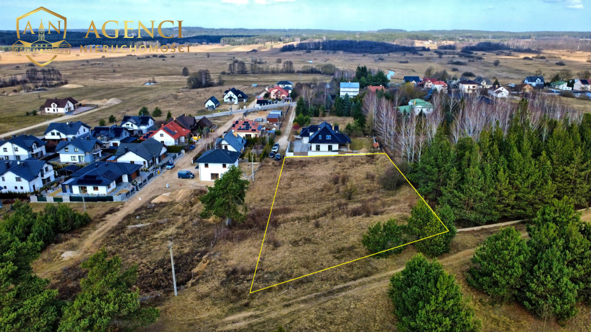 Działka na sprzedaż