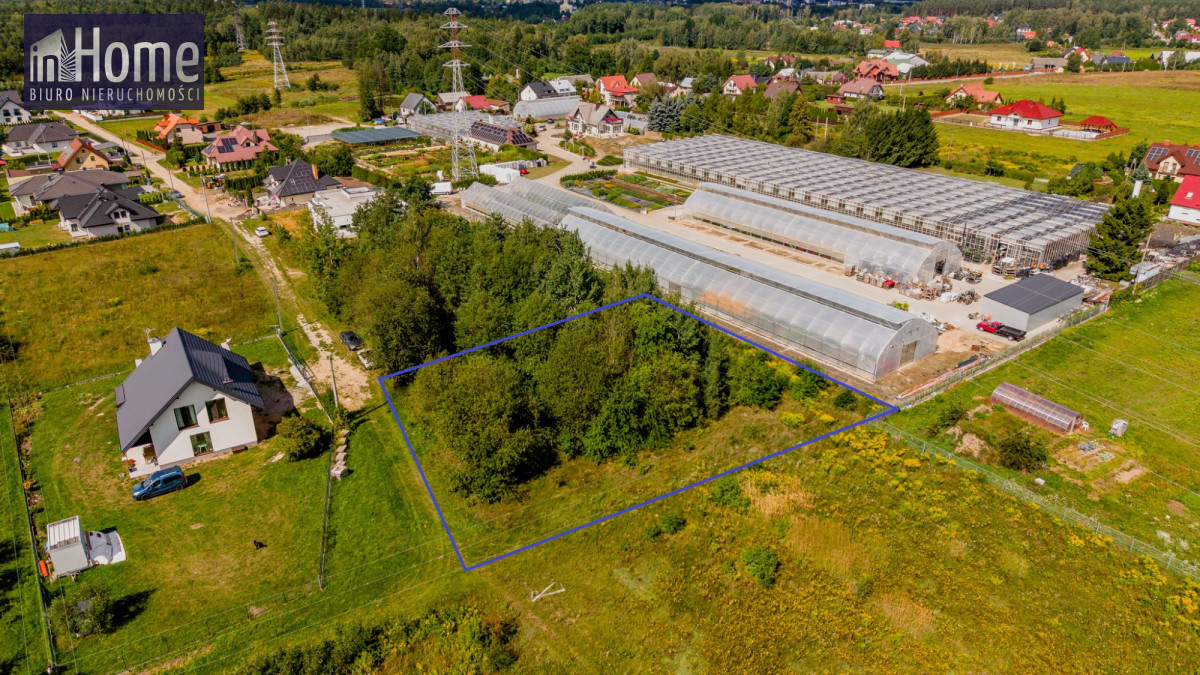 Działka na sprzedaż