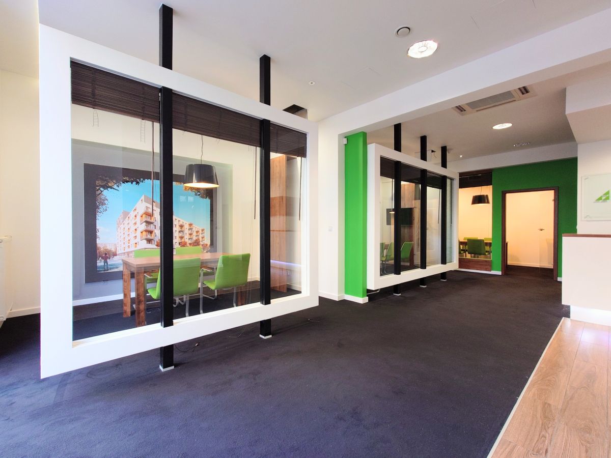 Komercyjny na wynajem