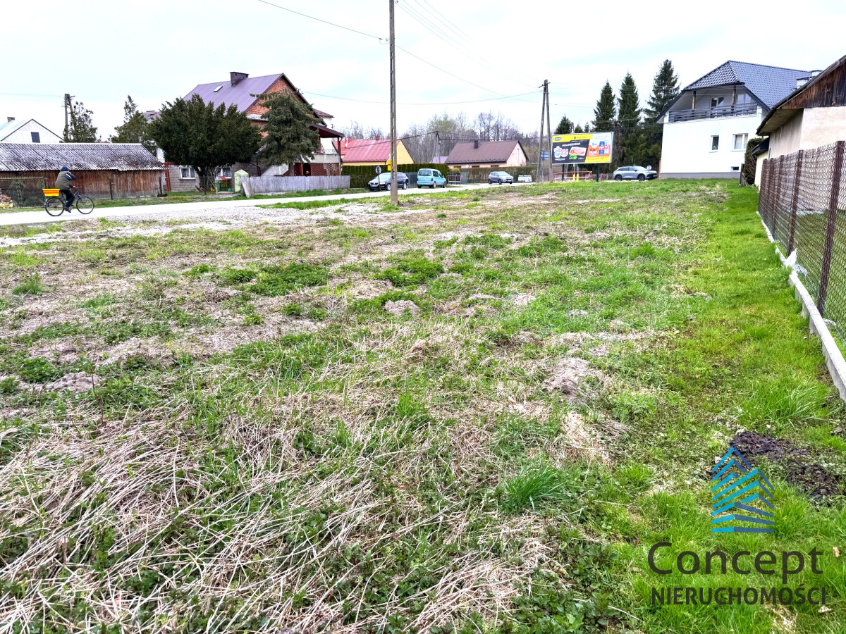 Działka na sprzedaż