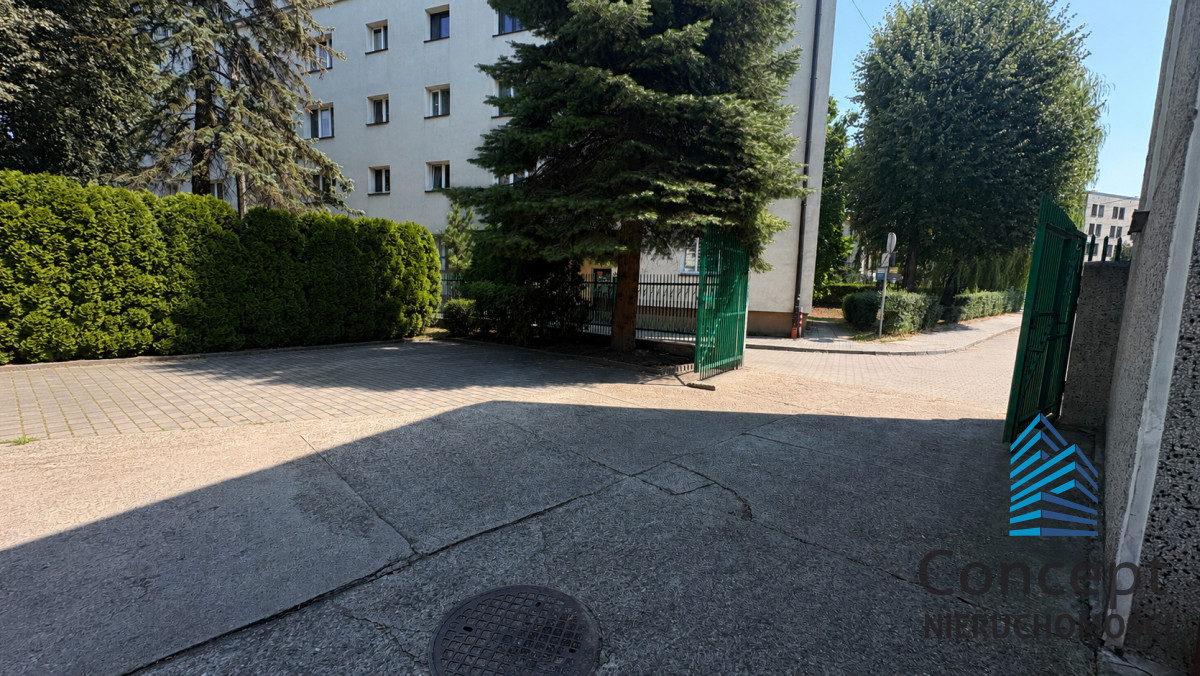 Komercyjny na wynajem
