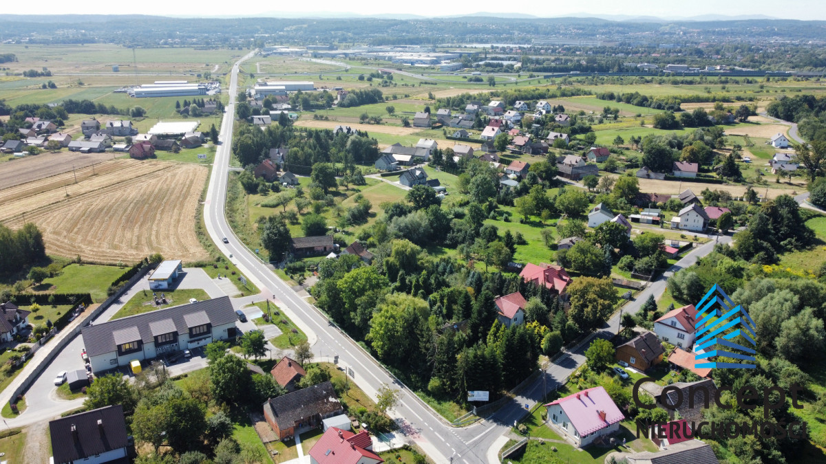Działka na sprzedaż