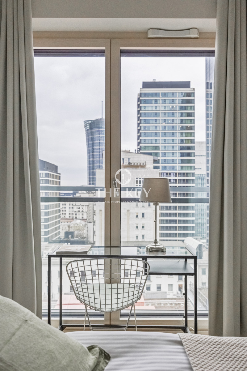 Apartament z&nbsp;3 sypialniami w&nbsp;Mennica Residence