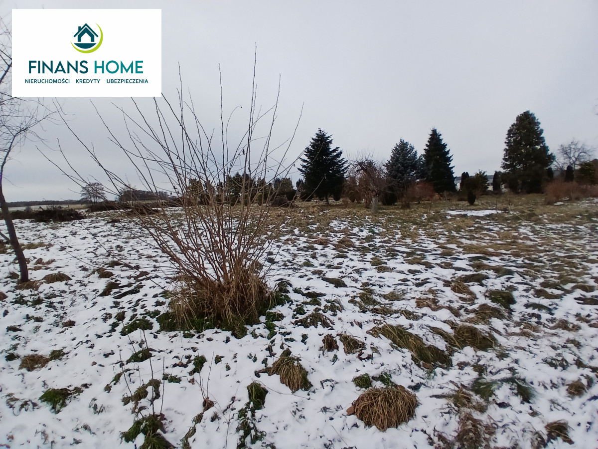 Działka na sprzedaż