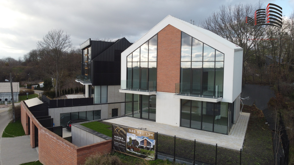 Komercyjny na sprzedaż