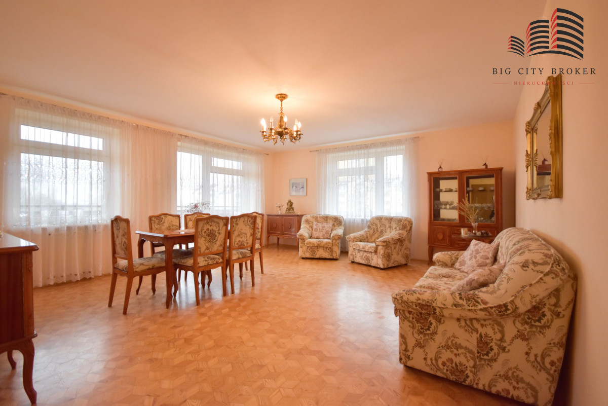 Mieszkanie na sprzedaż