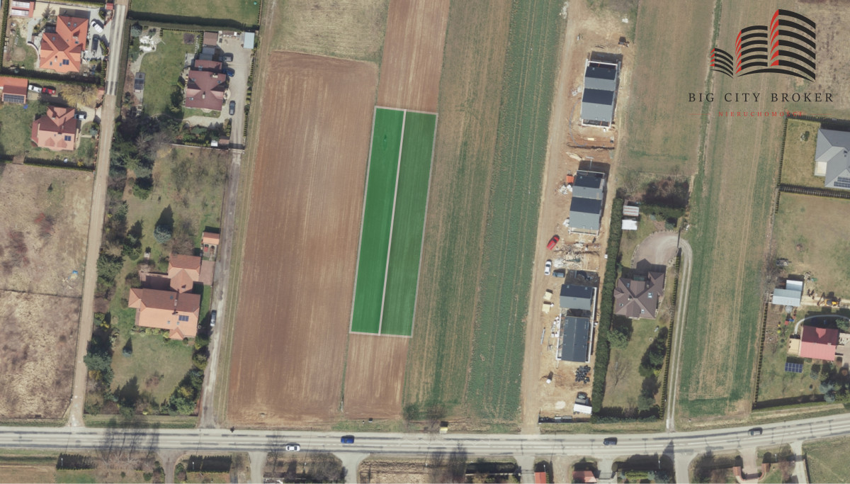 Działka na sprzedaż