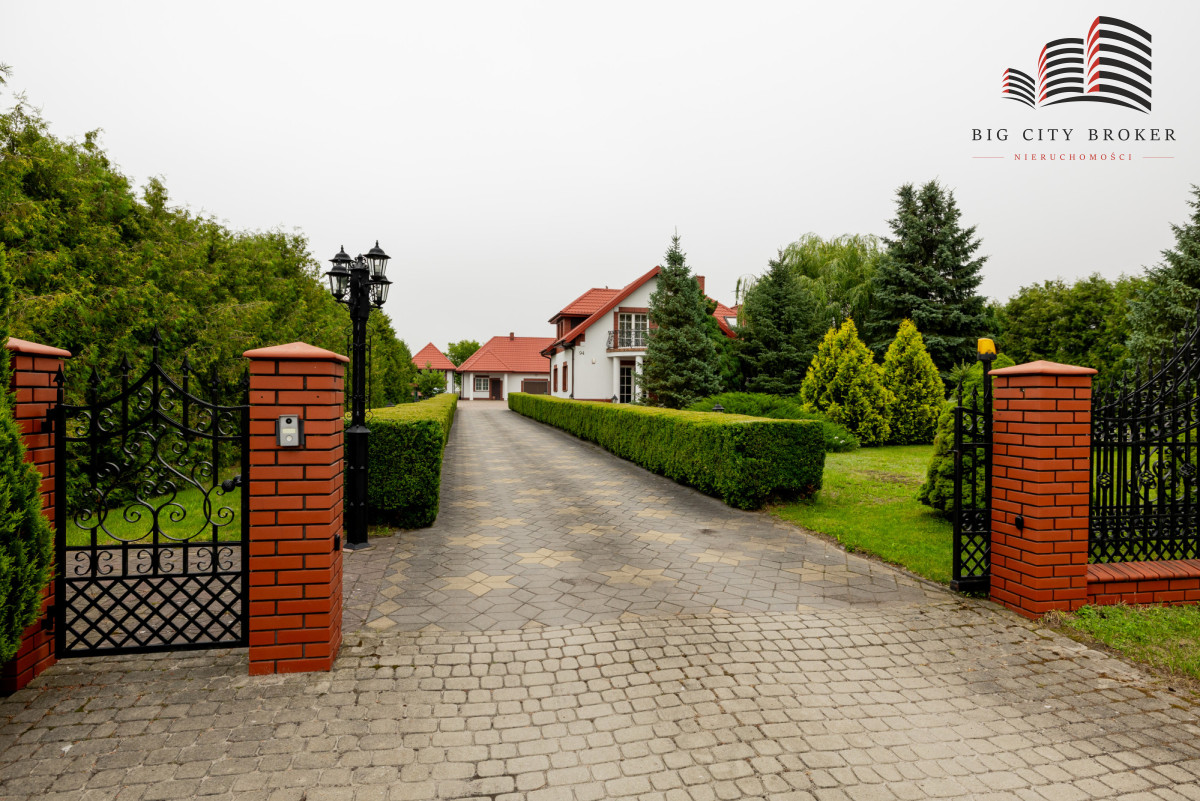 Dom na sprzedaż