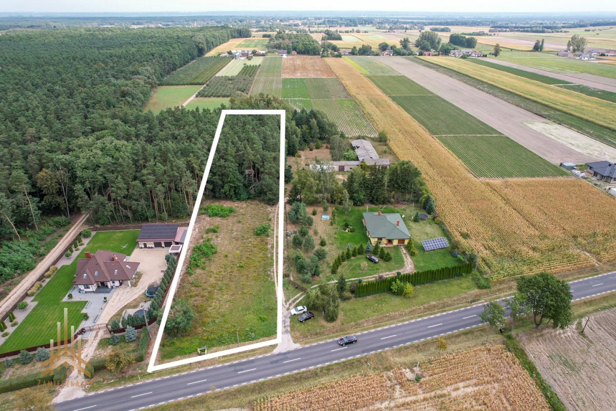 Działka na sprzedaż