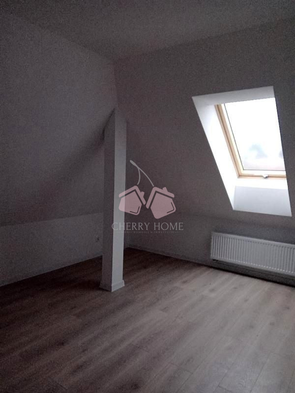 Siedlisko ze stawem i stodołą nowy dom