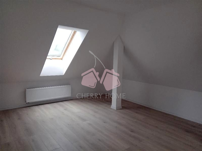 Siedlisko ze stawem i stodołą nowy dom