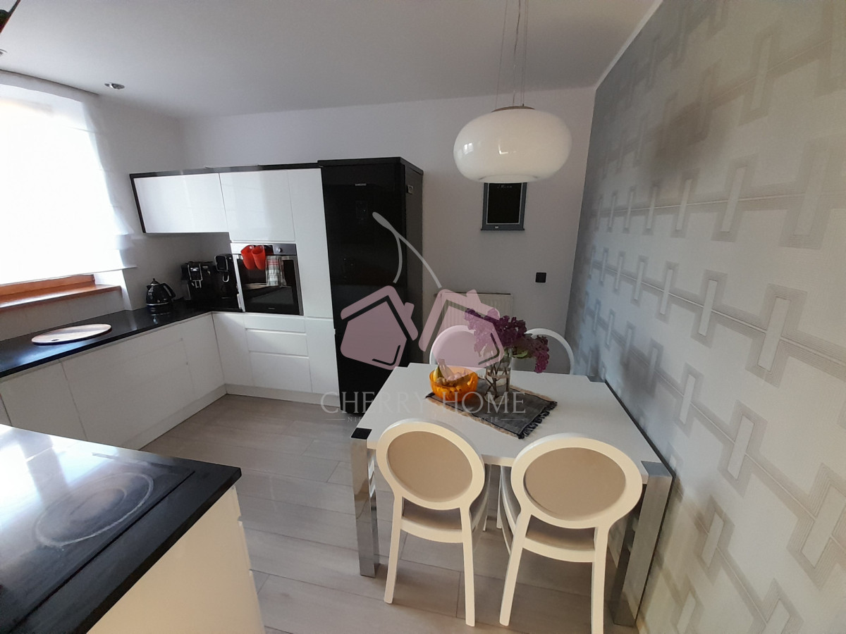 Piękny dom w idealnej lokalizacji, ogród, taras