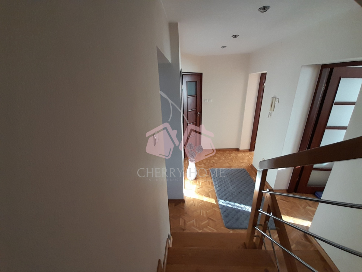 Piękny dom w idealnej lokalizacji, ogród, taras