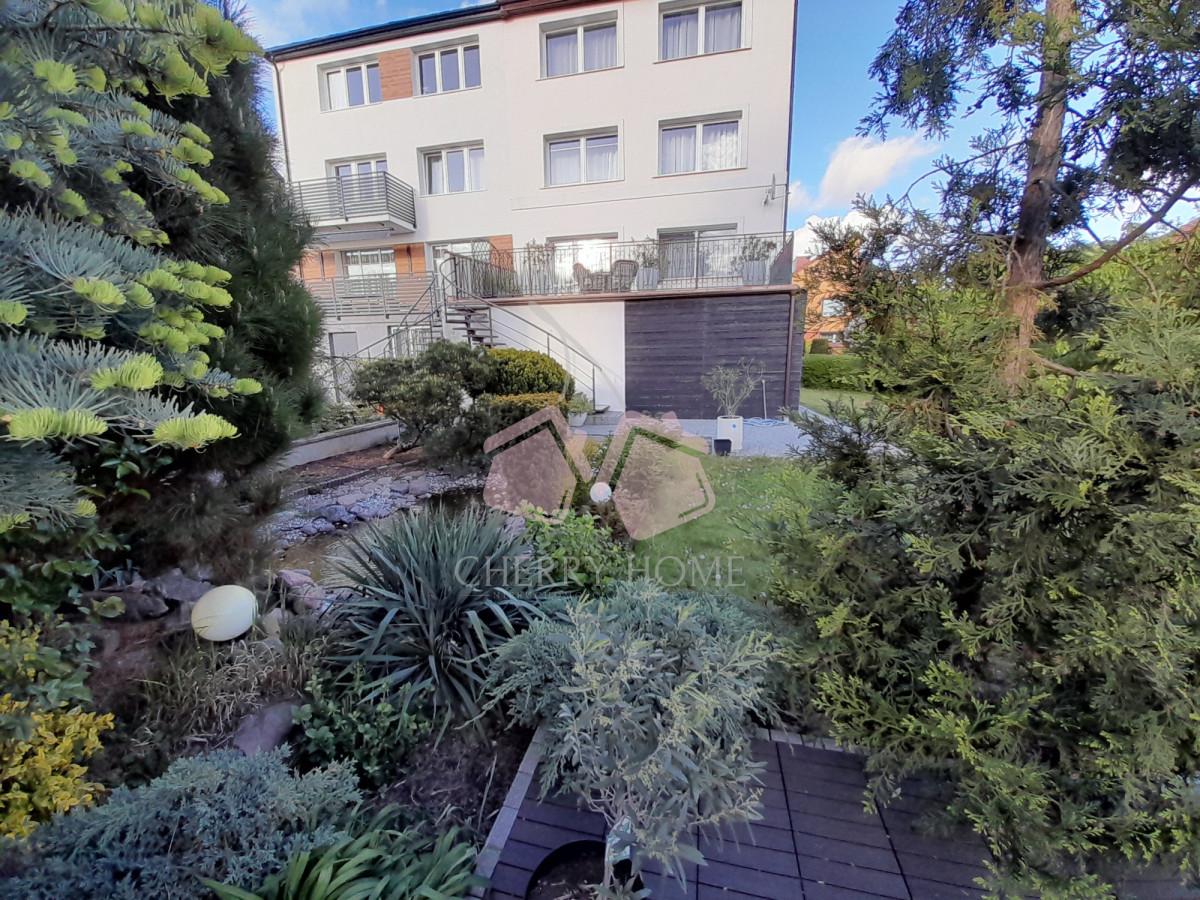 Piękny dom w idealnej lokalizacji, ogród, taras