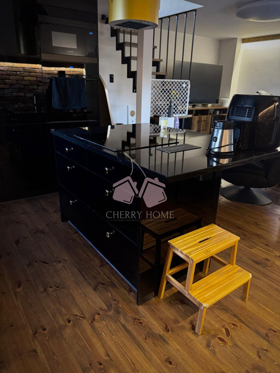 Wyjątkowe dwupoziomowe mieszkanie z taras na dachu