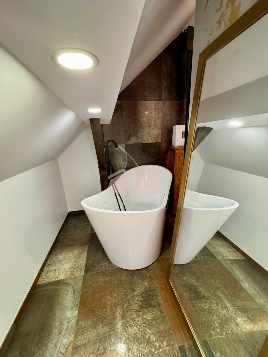 Wyjątkowe dwupoziomowe mieszkanie z taras na dachu